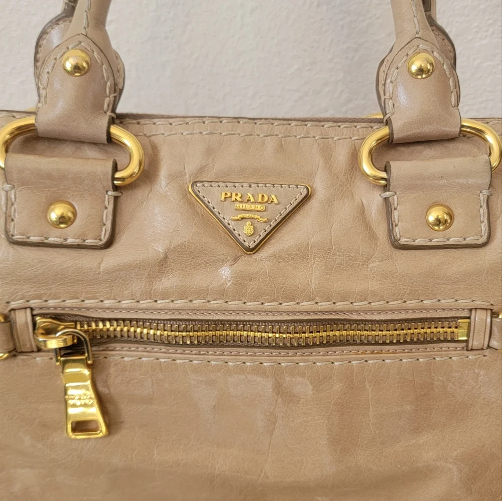 ✨PRADA✨Vitella Satchel Large Calf Leather Tote Soft Metallic Gold - Picture 4 of 15